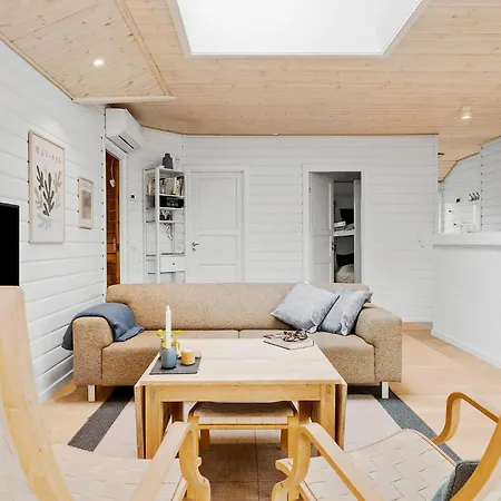 Feriehus Lovely In With Sauna