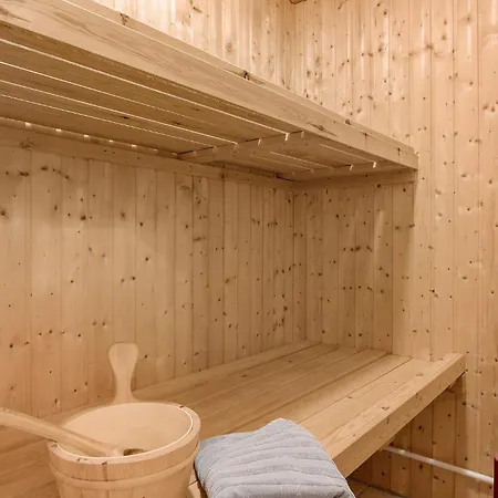 펜션 Lovely In With Sauna 보르콥